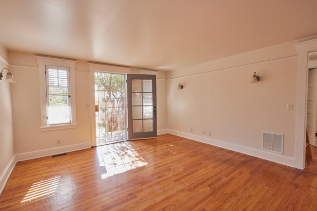 front room - 1449 E Elizabeth St