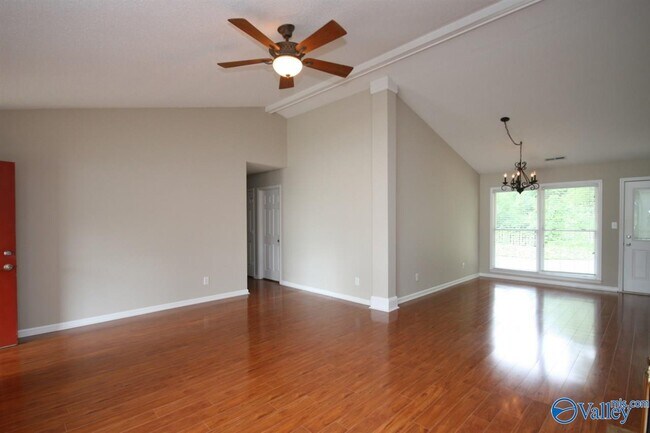 Building Photo - 132 Bibb Dr