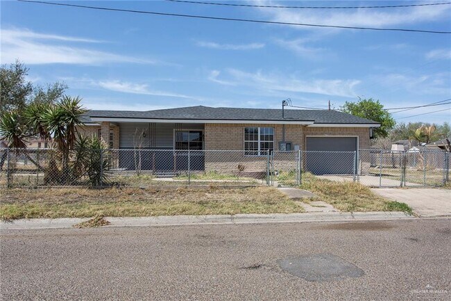 Building Photo - 900 Rankin St