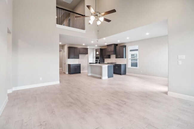 Building Photo - Brand New 4 Bed 2 Bath 2 and Half car gara...