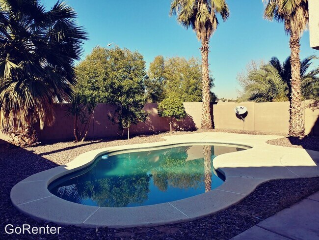 Building Photo - 4 br, 3 bath House - 3508 S 82nd Ln