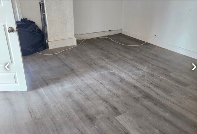 Foto del edificio - 768 Communipaw Ave