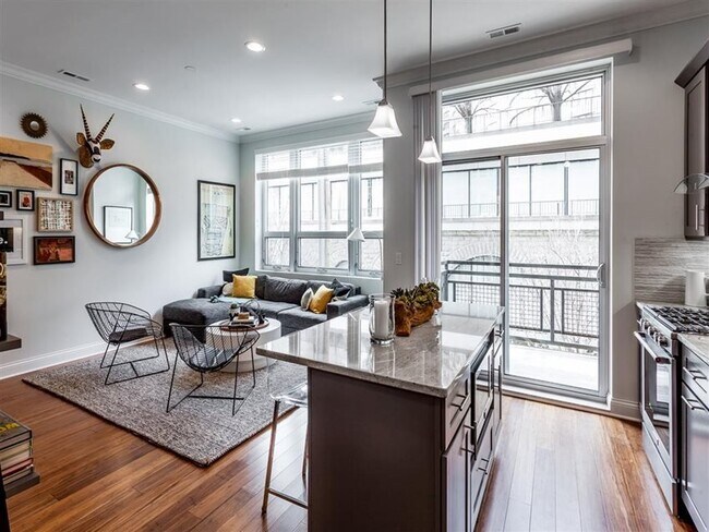 Foto del edificio - 819 S Wells St