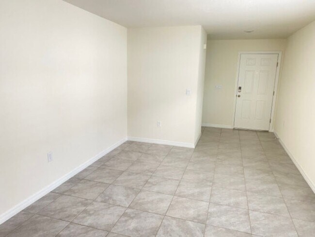 Building Photo - Well laid out 3 Beds/2Baths Home partially...