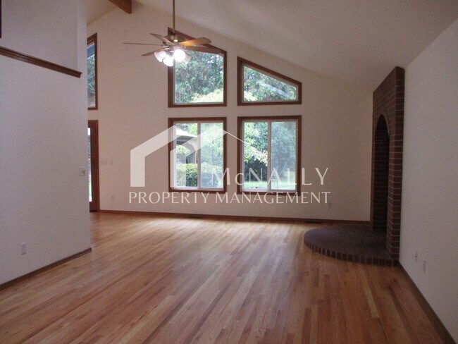 Foto del edificio - Beautiful 3 Bedroom 2.5 Bath Home in Gig Harbor
