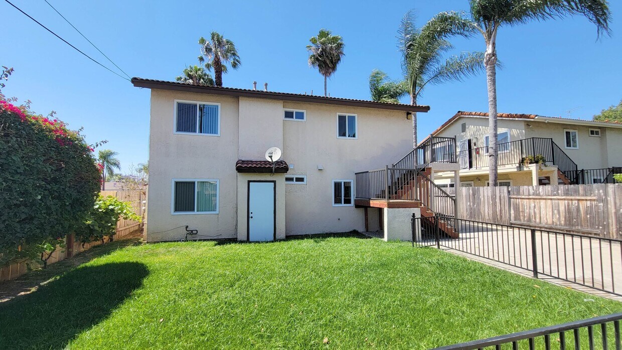Primary Photo - 267 W 6th Ave