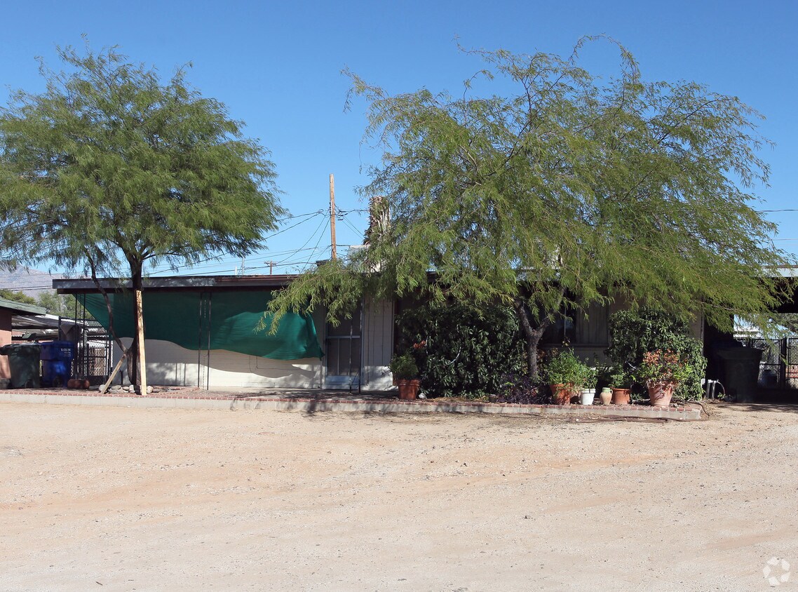 Foto del edificio - 3826-3832 N Second Ave