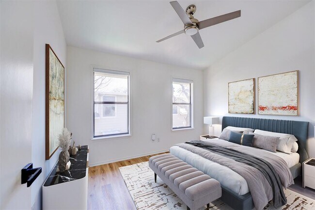 Building Photo - 512 Eberhart Ln