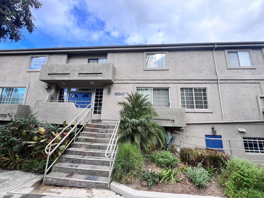 Reseda 2 Bedroom Condo for Rent! House Rental in Los Angeles, CA