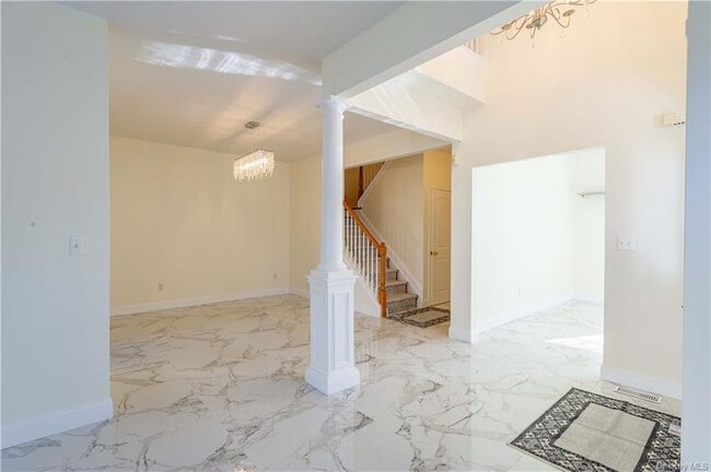 Foto del edificio - 20 Woodside Knolls Dr