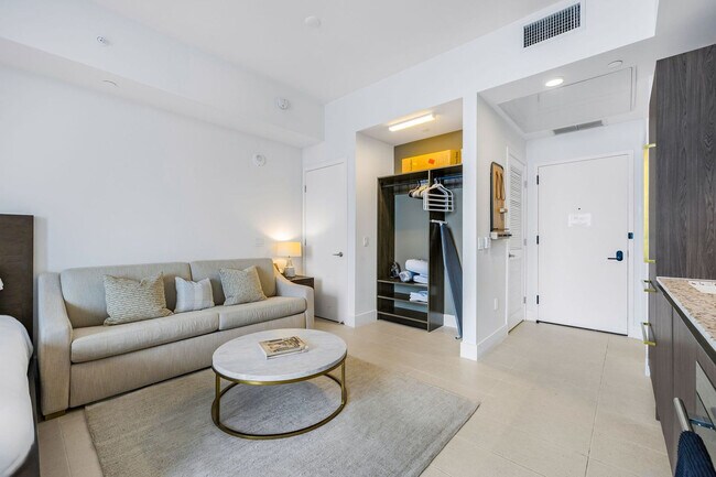 Foto del edificio - 159 NE 6th St