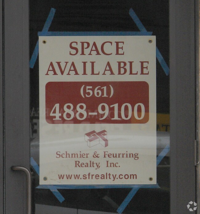 lease sign - The Lucerne