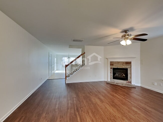 Building Photo - 13913 Pinyon Pine Ln