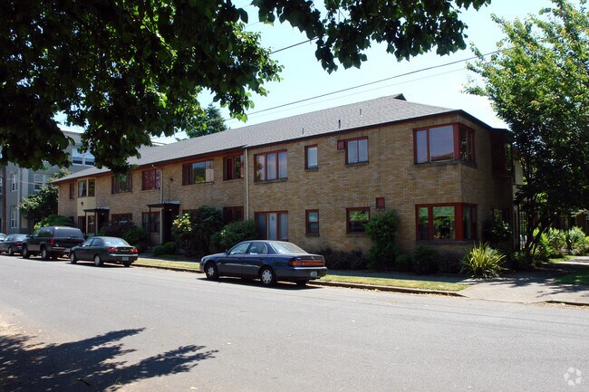 Foto del edificio - Regal Court Apartment