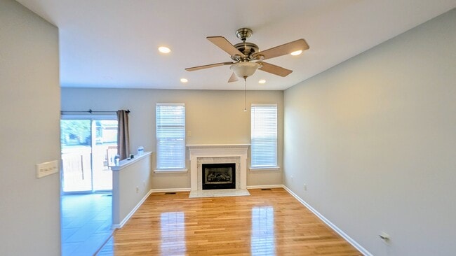 Building Photo - 441 Nottingham Ln