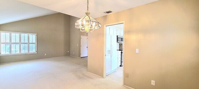 Building Photo - GORGEOUS 4BD/2.5BTH W/ POOL!