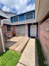 Building Photo - 510 Birdsong Dr