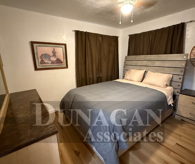 Building Photo - Partially Furnished 2 Bedroom