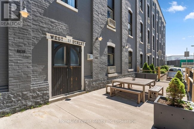 Building Photo - 11-411 West St