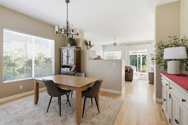 Foto del edificio - Gorgeous Single Story Home in Santa Clarita!