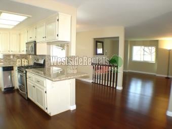 Foto del edificio - 18500 Kingsdale Ave