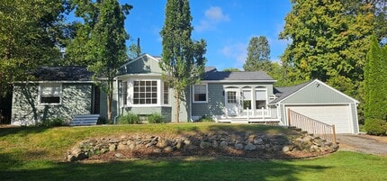 Building Photo - 26179 W 13 Mile Rd