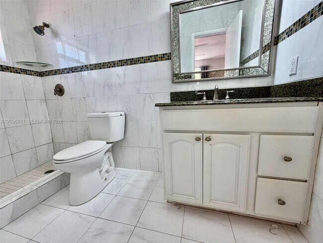 Foto del edificio - 1740 SW 94th Ave
