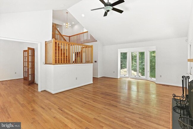 Building Photo - 12624 Golden Oak Dr