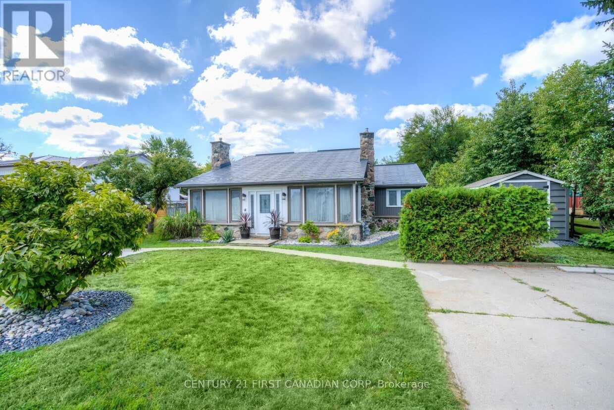 Primary Photo - 7583 Biddulph St