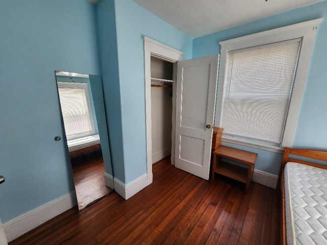 Photo - 44 Woodbine St Apartment