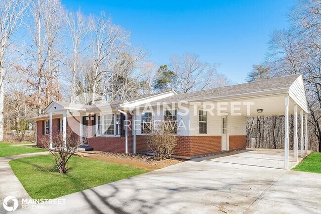 Foto del edificio - 3269 GOSLEN DR, PFAFFTOWN, NC 27040