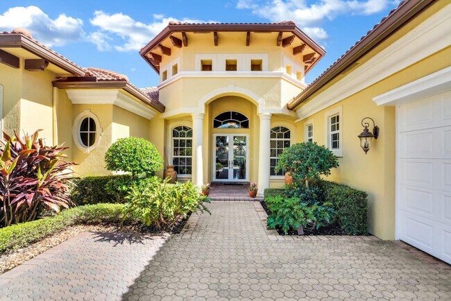 Foto del edificio - 7928 Cranes Pointe Way