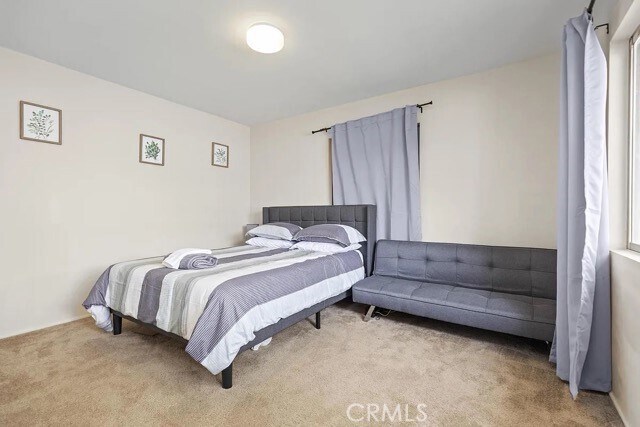 Foto del edificio - 408 E Jacaranda Ave
