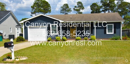 Building Photo - 3513 Chaucer Dr