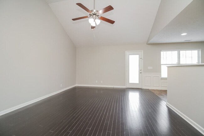 Foto del edificio - 1634 Colyn Avenue