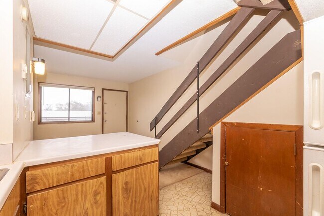 Foto del edificio - 2939 12th Ave SW Creekside 231