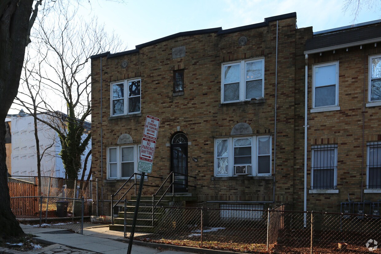 Building Photo - 1149 Owen Pl NE