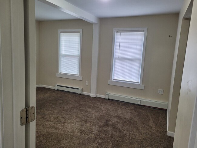 Photo - 59 Chapman St Apartments