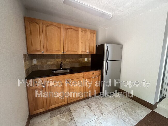 Foto del edificio - 512 W Myrtle St