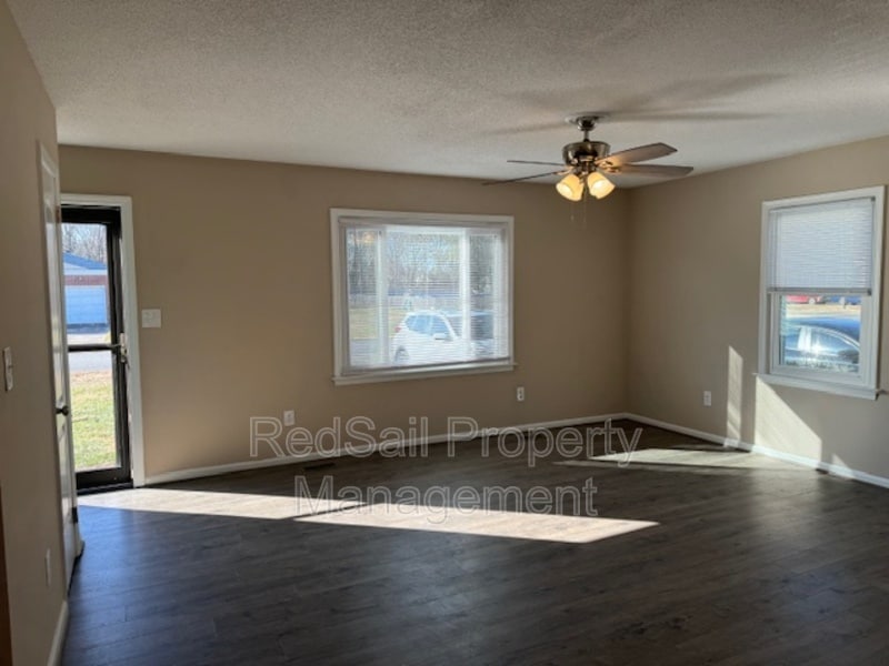 Foto del edificio - 6002 Old Chestnut Ave