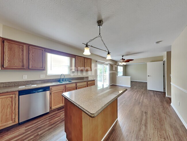 Foto del edificio - 6488 Jayfield Dr