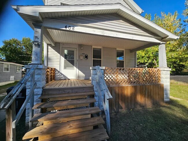 Foto del edificio - 408 E Jackson St