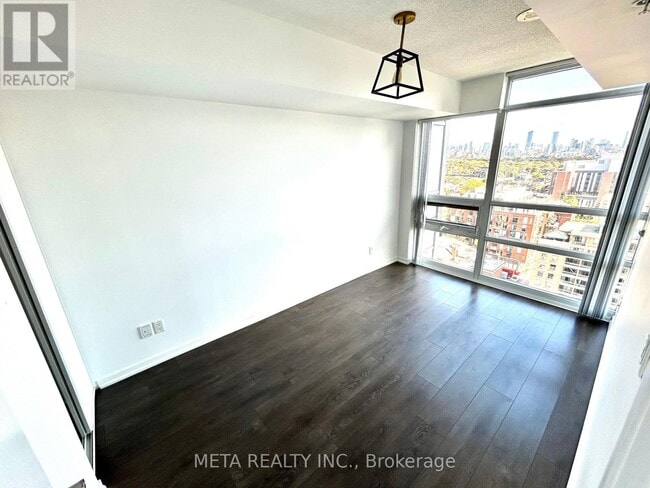 Building Photo - 68 Abell St