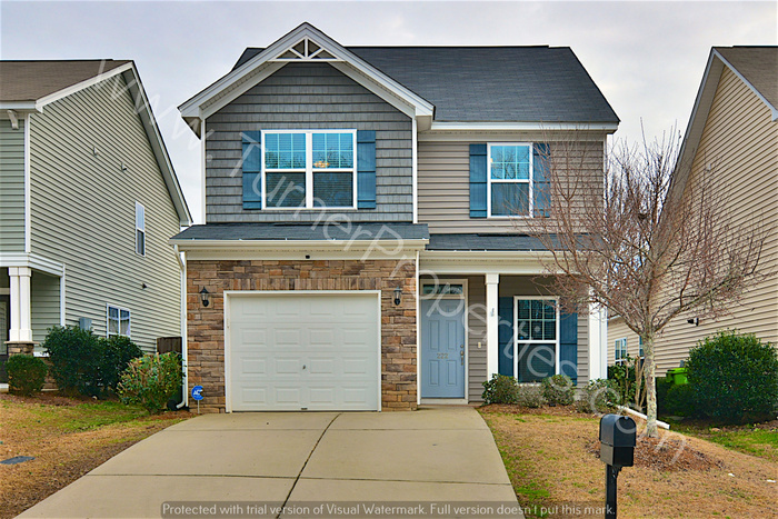 Primary Photo - Awesome Chapin 3BR w/ Fenced Backyard