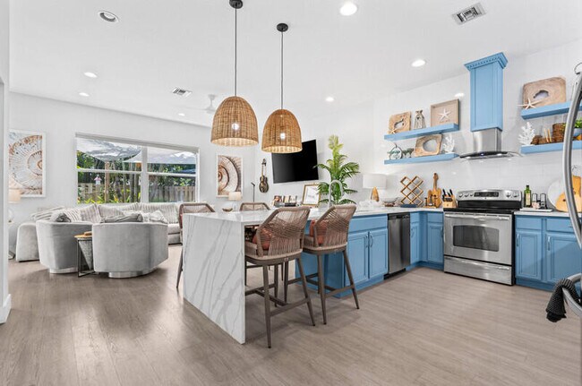 Foto del edificio - 3639 Wolf Run Ln