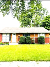 Building Photo - 2800 S 10th Ave