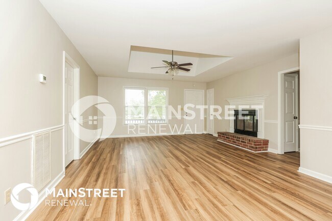 Foto del edificio - 2360 Uriah Pl
