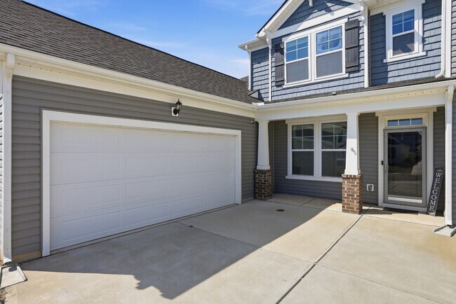 Building Photo - 5043 Baileys Run Dr