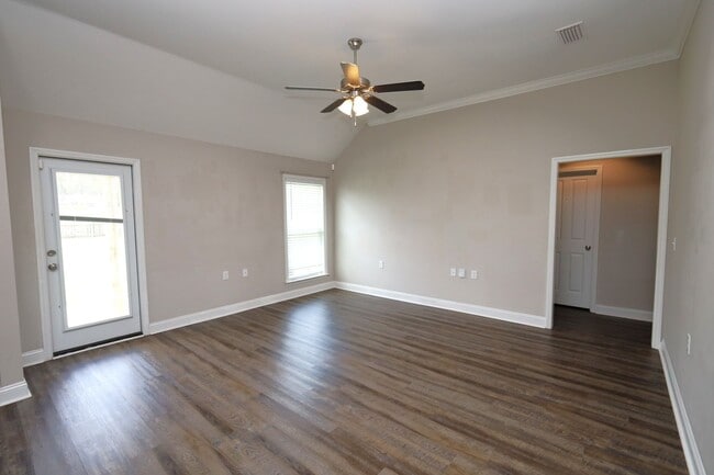 Building Photo - 3217 Kelsee Cir