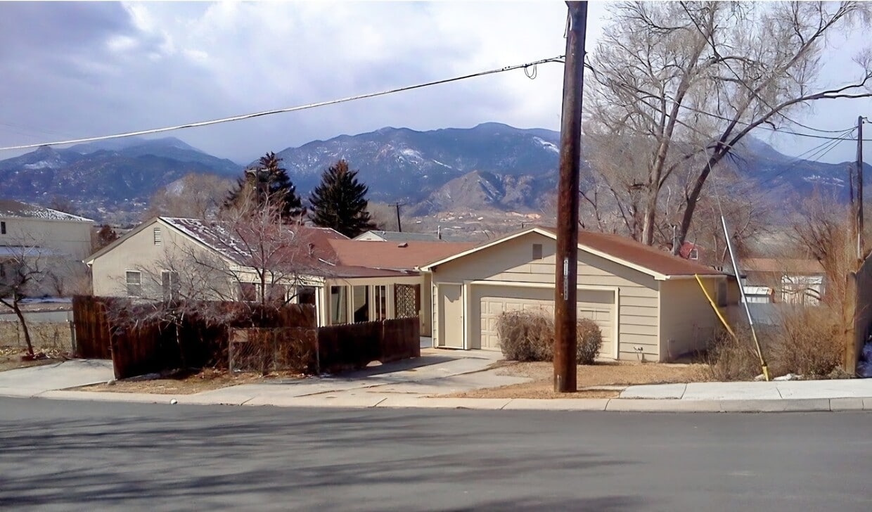 Photo - 1502 W St Vrain St (Colorado Springs, CO)